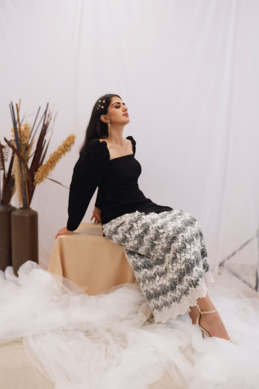 Black & Lace Contrast Midi Dress (Ready to Ship)